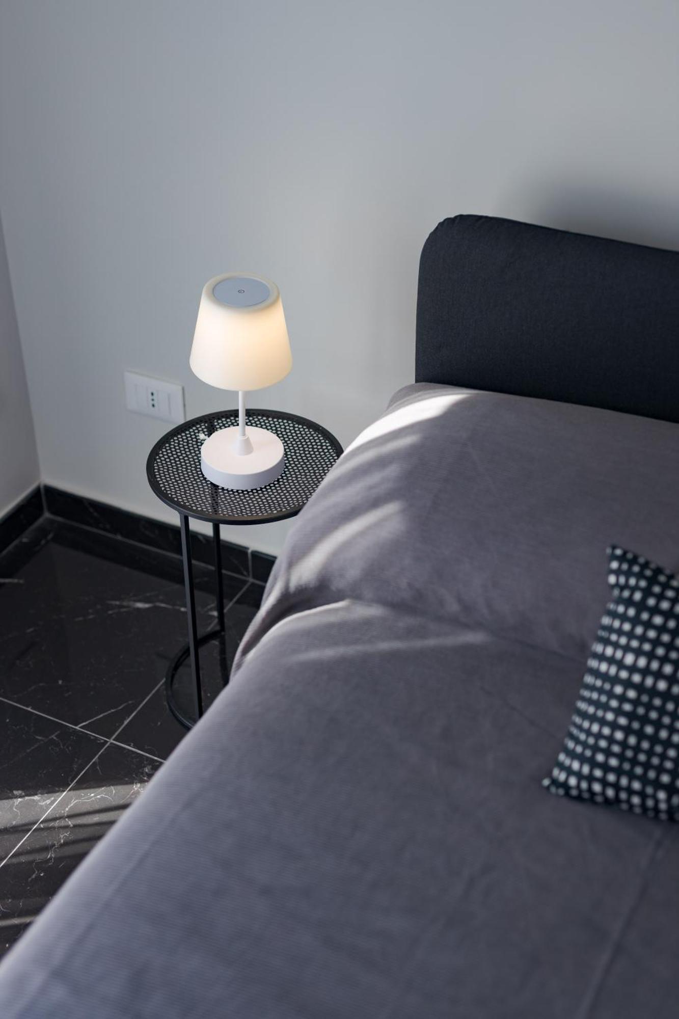 Style134 50 Meters From Metro A Lucio Sestio Station Apartment Rom