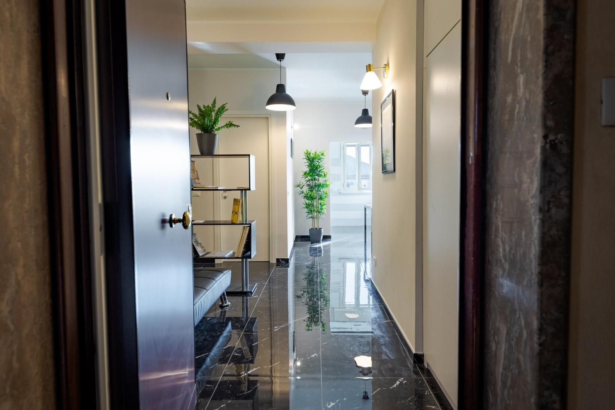 Style134 50 Meters From Metro A Lucio Sestio Station Apartment Rom